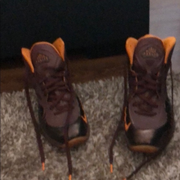 Lebron hype posite